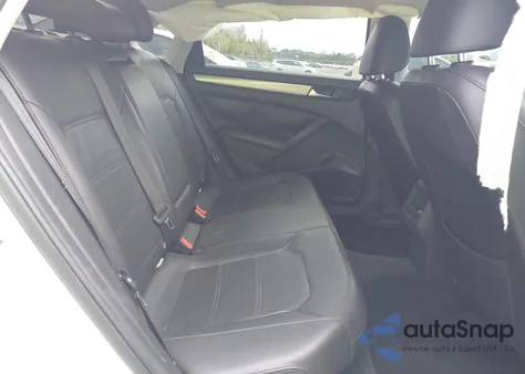 2015 Volkswagen Passat 1.8T Limited Edition from USA, damaged, VIN 1VWAT7A36FC081720